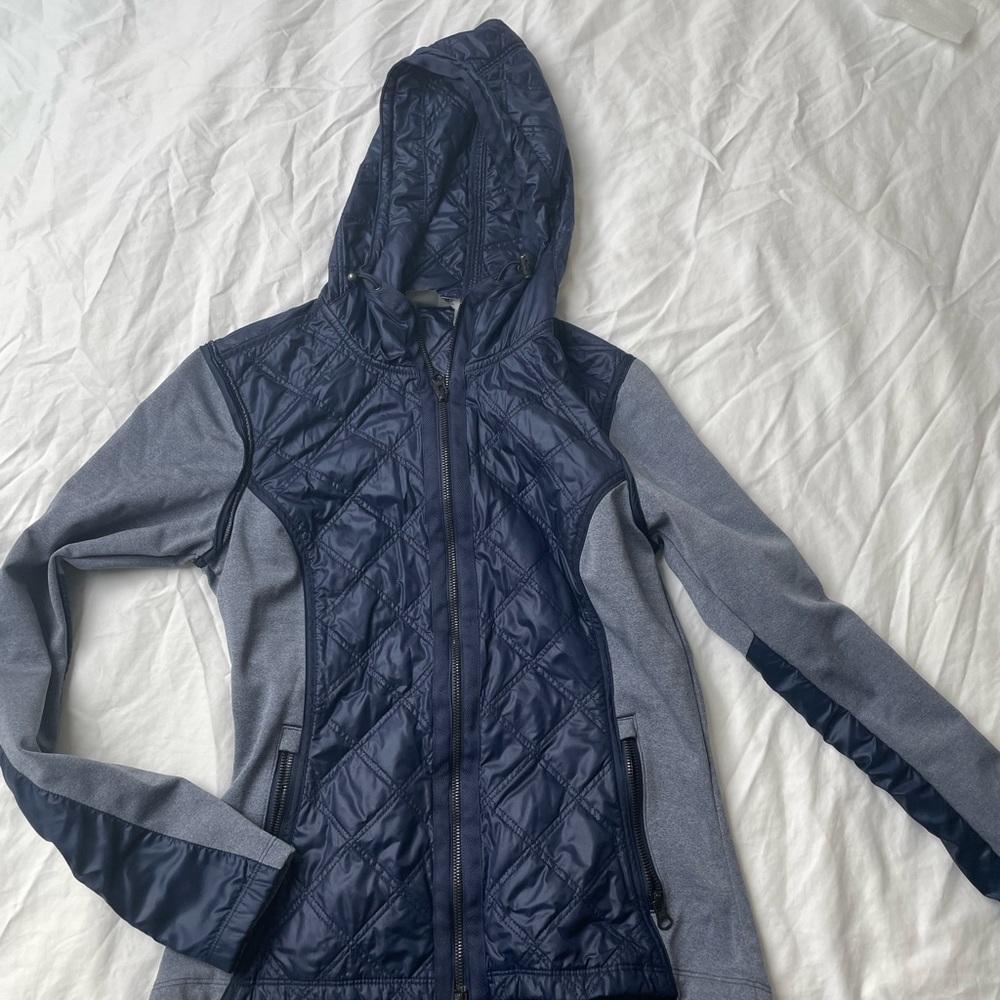 Athleta “Aires” Quilted and Hooded Jacket, Size Small